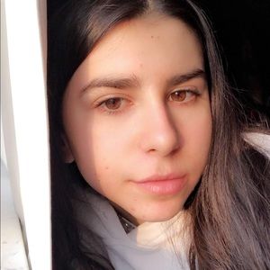 Meet your Posher, Sophia